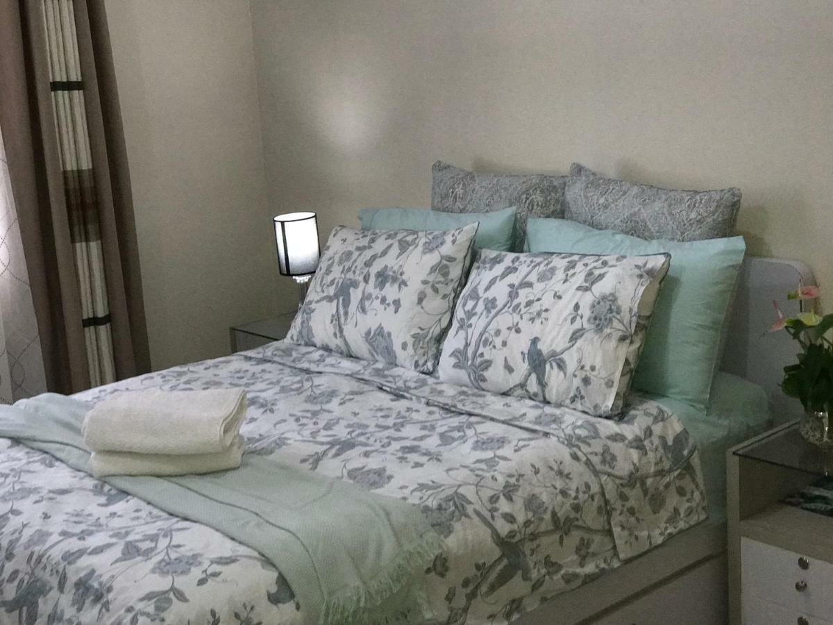 Apartment Chillax 101 Newport Boulevard Manila